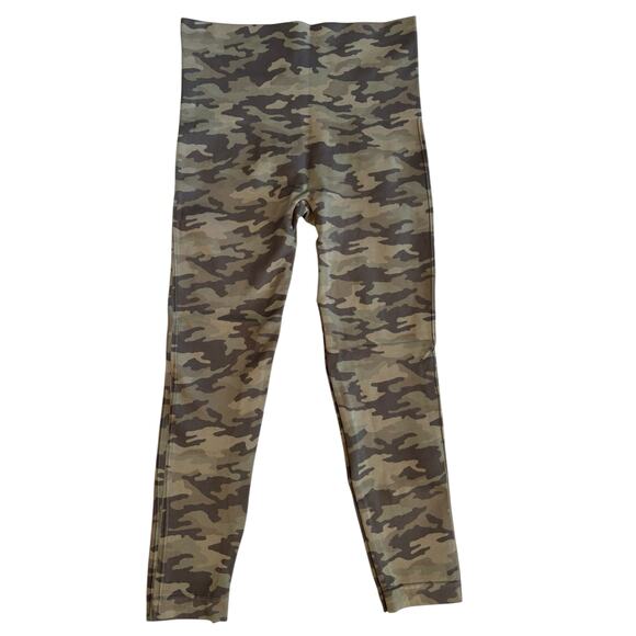SPANX CAMO SEAMLESS LEGGINGS NWOT SIZE MEDIUM - Picture 1 of 4